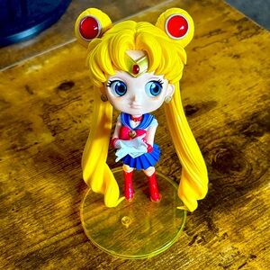 35912 Pretty Guardian Sailor Moon Q Posket Figure with stand